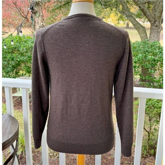 Rodd & Gunn Brown V Neck Merino Sweater. Large. - Picture 2 of 9